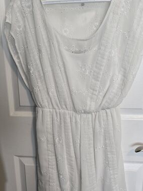 Guess White Eyelet Maxi Dress